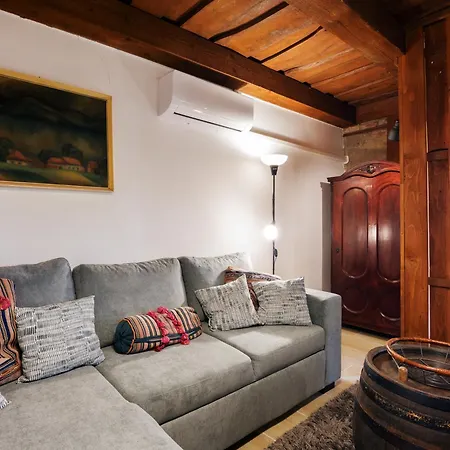 Preshaz Vendeghaz Apartament *